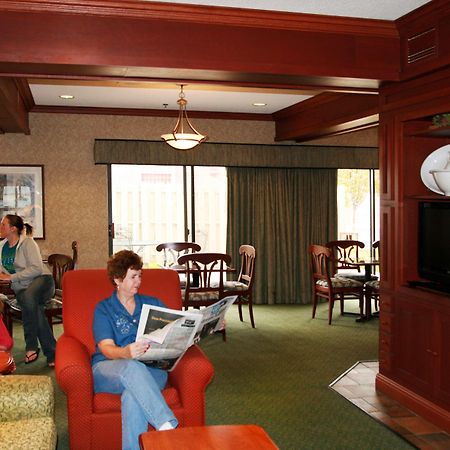 Hampton Inn South Haven Interior photo
