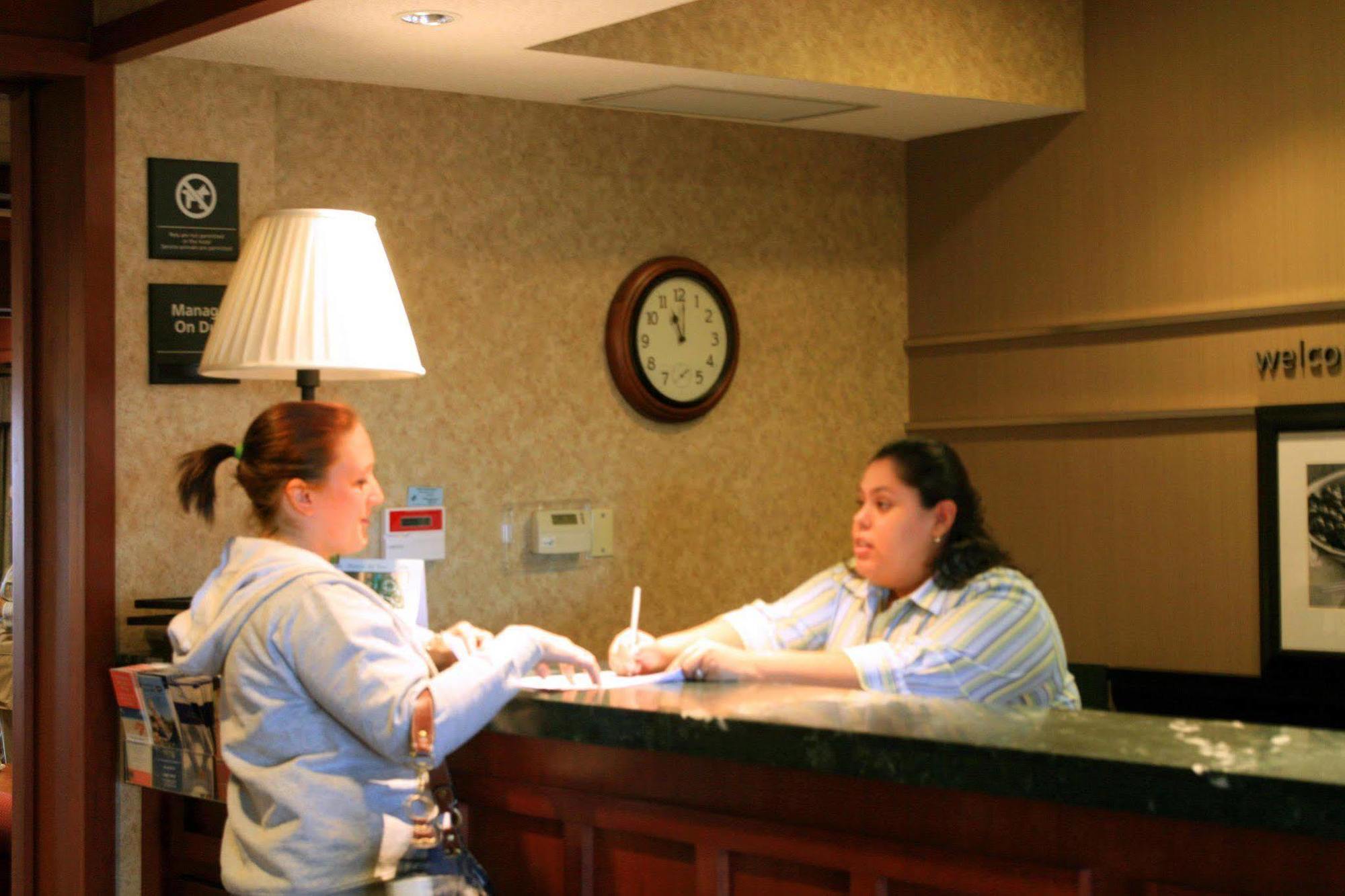 Hampton Inn South Haven Interior photo